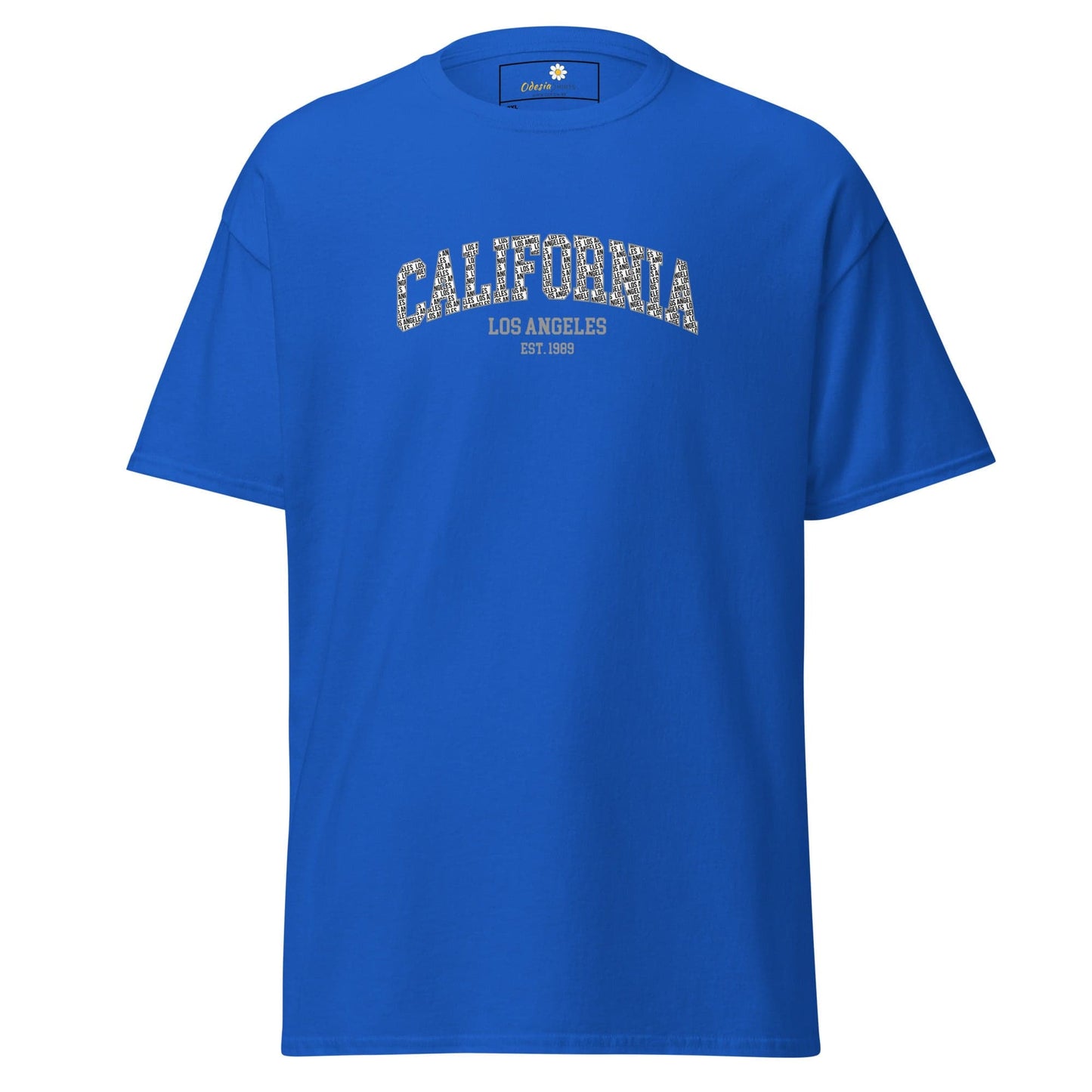 Blue t-shirt with ’California’ text.